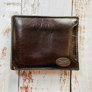 Fossil Genuine Leather Wallet w/ Card Holder